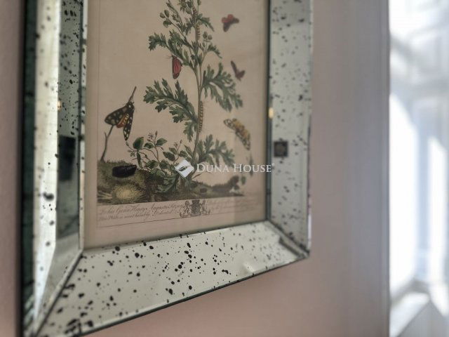 Eladó téglalakás, Budapesten, V. kerületben 259.9 M Ft, 3 szobás