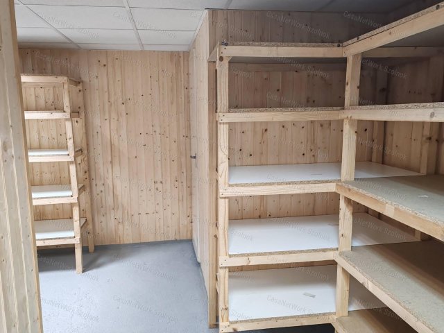 Eladó ipari ingatlan, Szolnokon 15 M Ft, 1+3 szobás