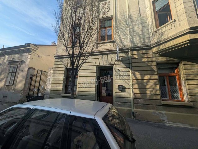 Eladó üzlethelyiség, Keszthelyen 27.9 M Ft, 2 szobás