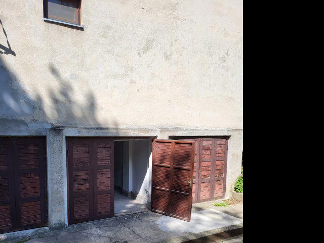 Eladó garázs, Budapesten, II. kerületben 18.9 M Ft