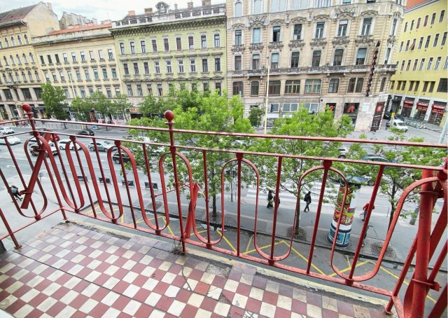 Eladó téglalakás, Budapesten, VIII. kerületben 78 M Ft, 2 szobás