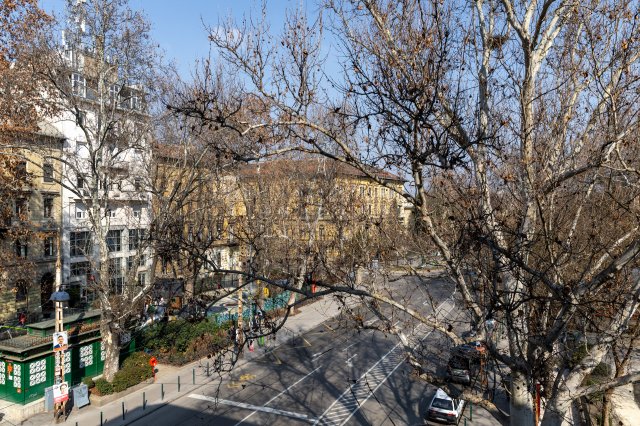 Eladó téglalakás, Budapesten, VII. kerületben, Lövölde téren