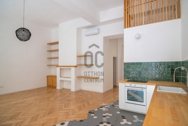 Eladó téglalakás, Budapesten, VI. kerületben, Zichy Jenő utcában