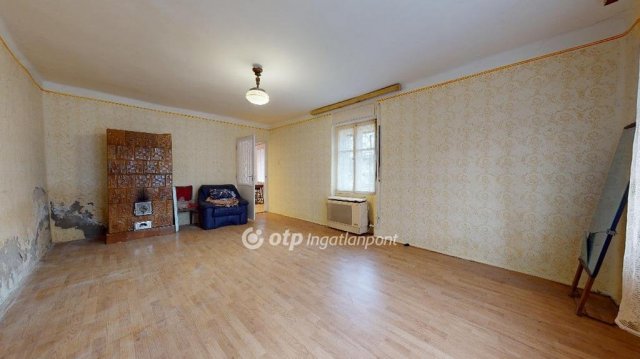 Eladó családi ház, Erdőbényén 15 M Ft, 3 szobás