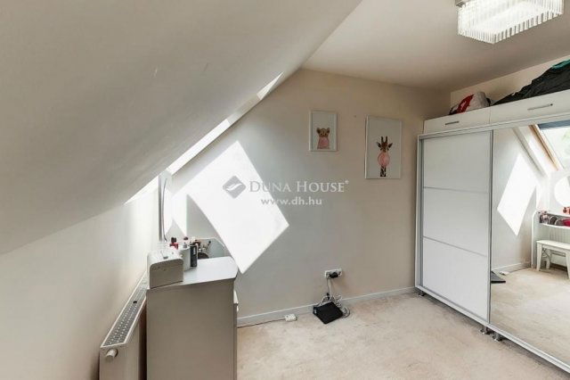 Eladó családi ház, Kecskeméten 149 M Ft, 6+1 szobás