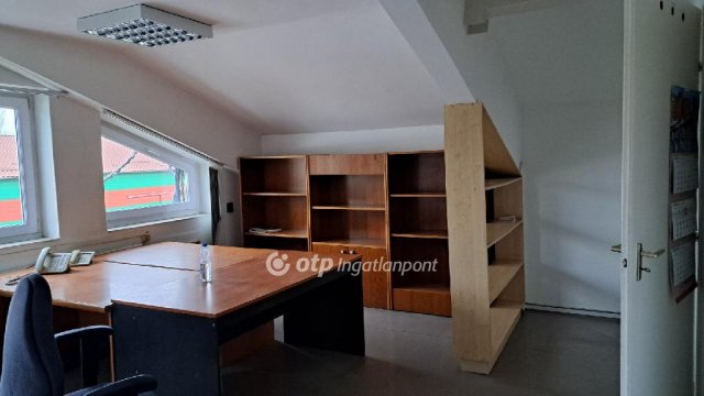 Kiadó iroda, Gödön 511 E Ft / hó, 1 szobás