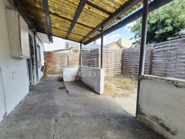 Eladó téglalakás, Budapesten, XX. kerületben 33 M Ft, 1+1 szobás