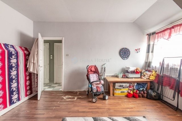 Eladó ikerház, Budapesten, XVI. kerületben 134.99 M Ft, 7 szobás