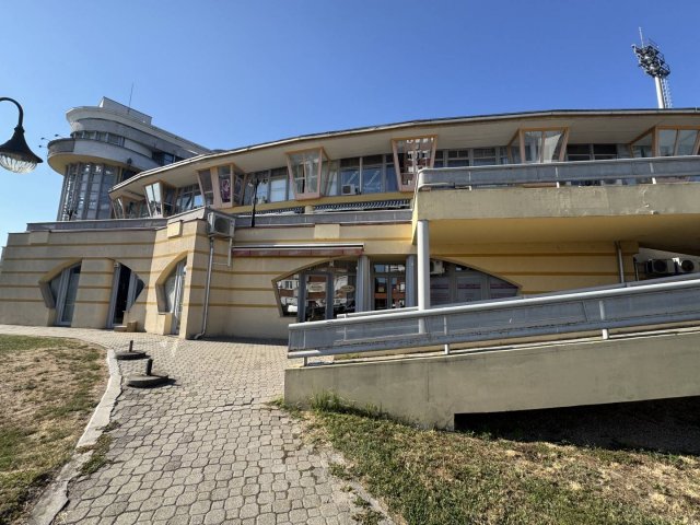 Eladó üzlethelyiség, Sopronban, Lackner Kristóf utcában