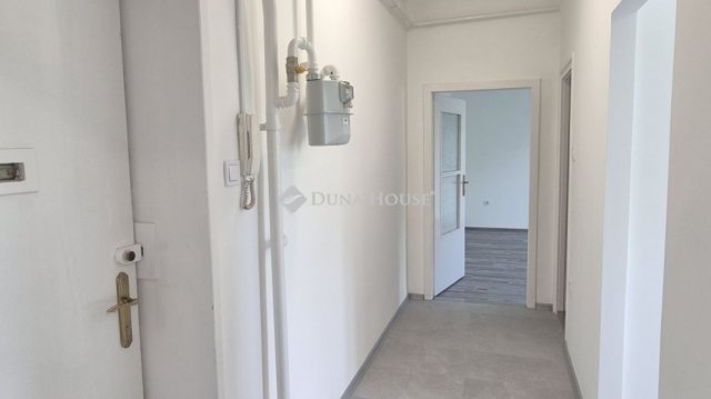 Kiadó téglalakás, albérlet, Kecskeméten 165 E Ft / hó