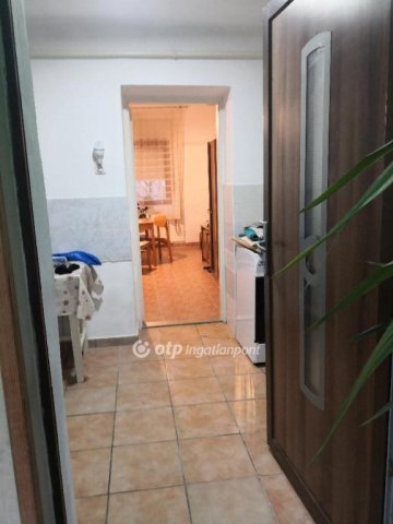 Eladó családi ház, Kecskeméten 65 M Ft, 2 szobás