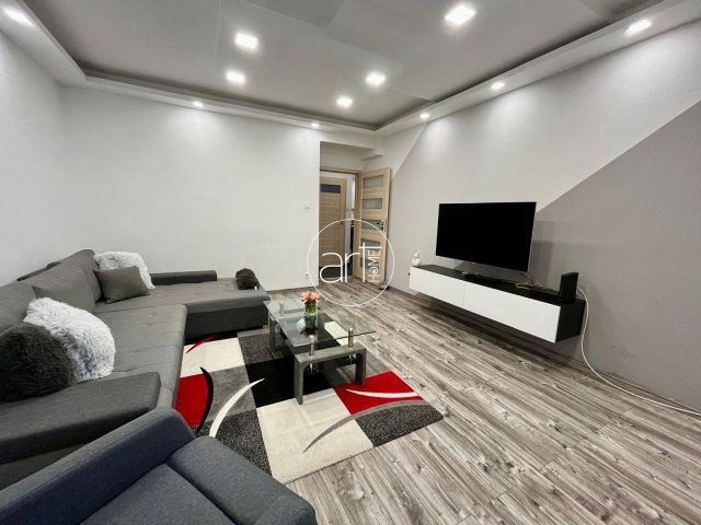 Kiadó téglalakás, albérlet, Szegeden, Palánk 250 E Ft / hó