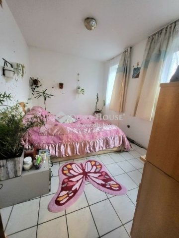Eladó ikerház, Szegeden 51 M Ft, 4 szobás / költözzbe.hu