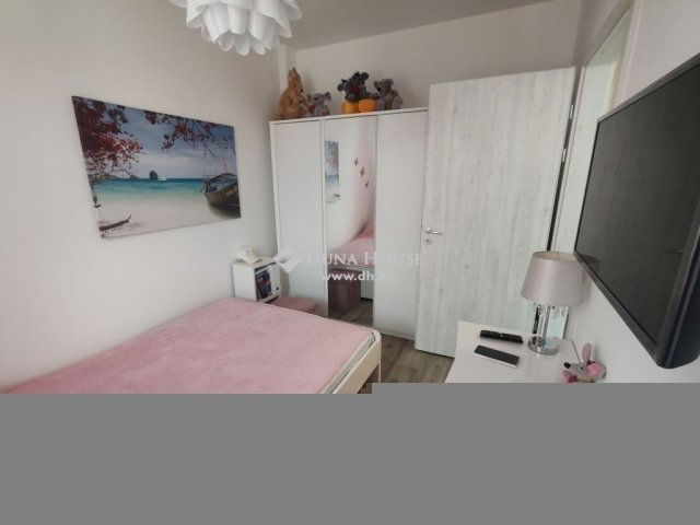 Eladó téglalakás, Budapesten, XVIII. kerületben 73.99 M Ft