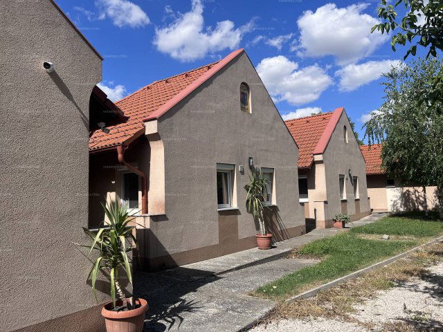 Eladó családi ház, Bácsbokodon 74.9 M Ft, 6+2 szobás