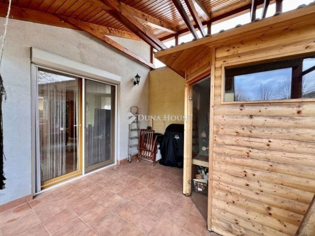 Eladó sorház, Halásztelken 105 M Ft, 4 szobás