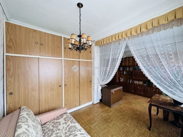 Eladó családi ház, Budapesten, IX. kerületben 63.9 M Ft