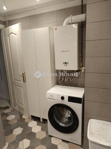 Eladó téglalakás, Budapesten, VIII. kerületben 85.2 M Ft