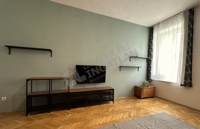 Kiadó téglalakás, albérlet, IX. kerületben, Tompa utcában