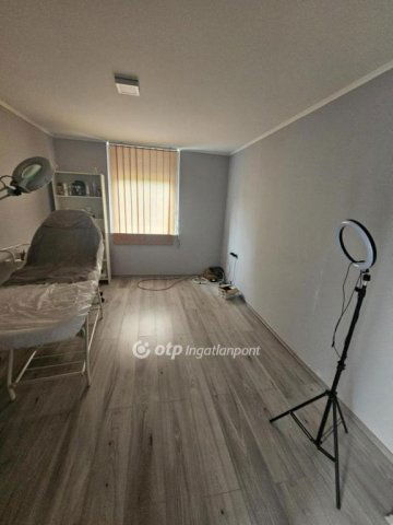 Eladó családi ház, Nagykállóban 45 M Ft, 2 szobás