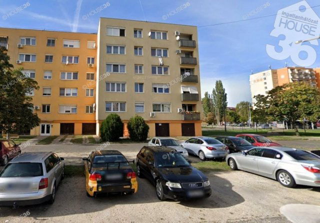 Eladó panellakás, Kecskeméten 45.9 M Ft, 2 szobás