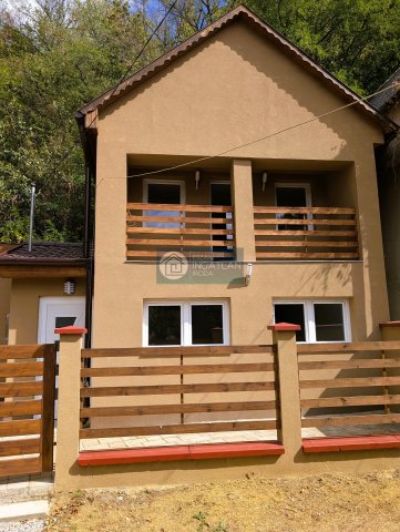 Eladó nyaraló, Kazincbarcikán 32 M Ft, 1 szobás