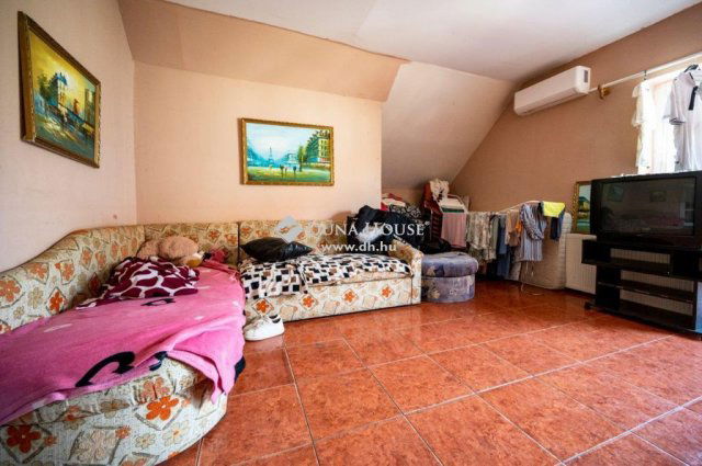 Eladó családi ház, Budaörsön 119.9 M Ft, 4 szobás