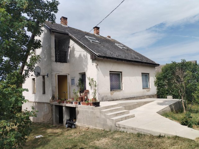 Eladó családi ház, Endrefalván 16 M Ft, 3+2 szobás