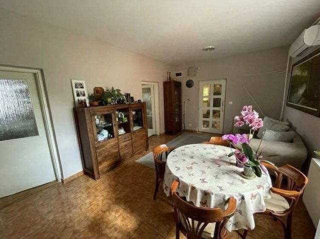 Eladó családi ház, Debrecenben 84.9 M Ft, 3 szobás