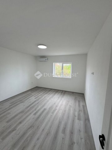 Eladó családi ház, Szegváron 32 M Ft, 3 szobás