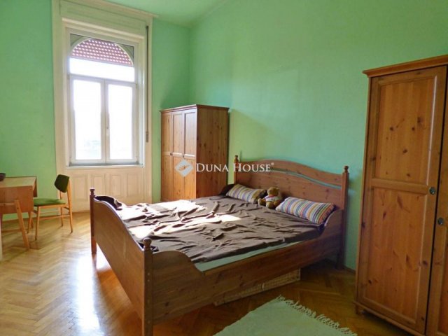 Eladó téglalakás, Budapesten, VII. kerületben 119 M Ft, 3 szobás