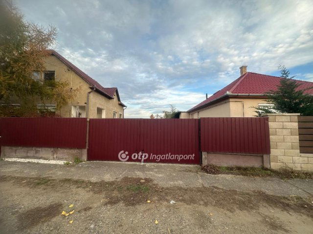 Eladó családi ház, Nagykállóban 32 M Ft, 3+1 szobás