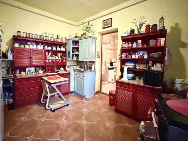 Eladó családi ház, Pomázon 62 M Ft, 2+1 szobás