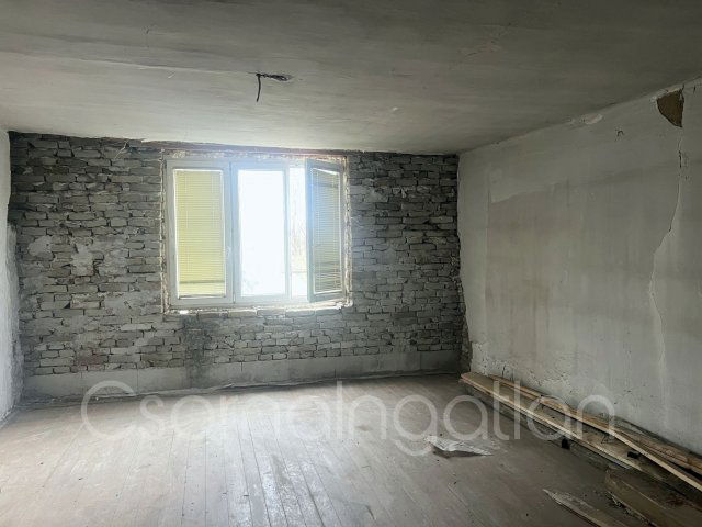 Eladó családi ház, Mórichidán 6.9 M Ft, 1+1 szobás