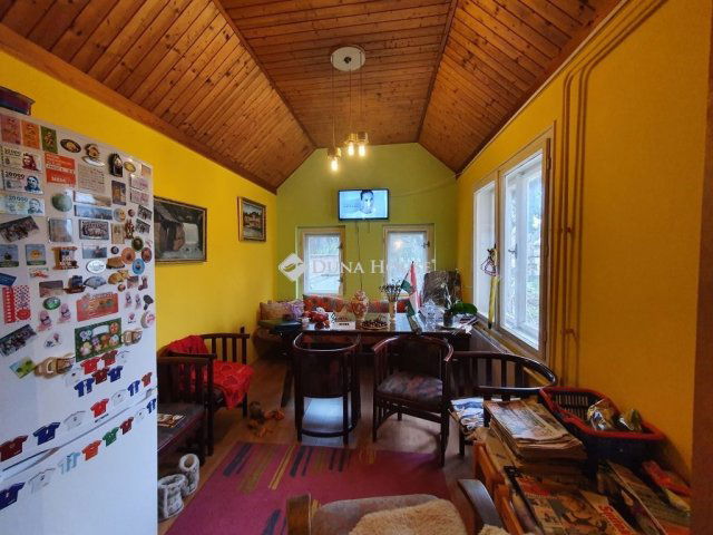 Eladó családi ház, Siófokon 135 M Ft, 9 szobás