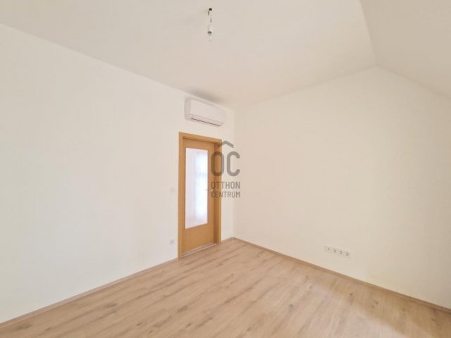 Eladó sorház, Budapesten, XVIII. kerületben 131.9 M Ft, 4 szobás