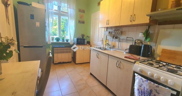 Eladó családi ház, Szombathelyen 56.9 M Ft, 3 szobás