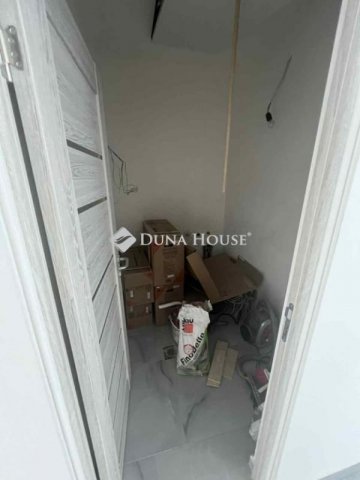 Eladó ikerház, Szolnokon 67.9 M Ft, 4 szobás