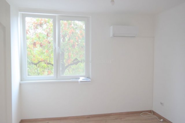 Eladó téglalakás, Budapesten, XX. kerületben 63.99 M Ft