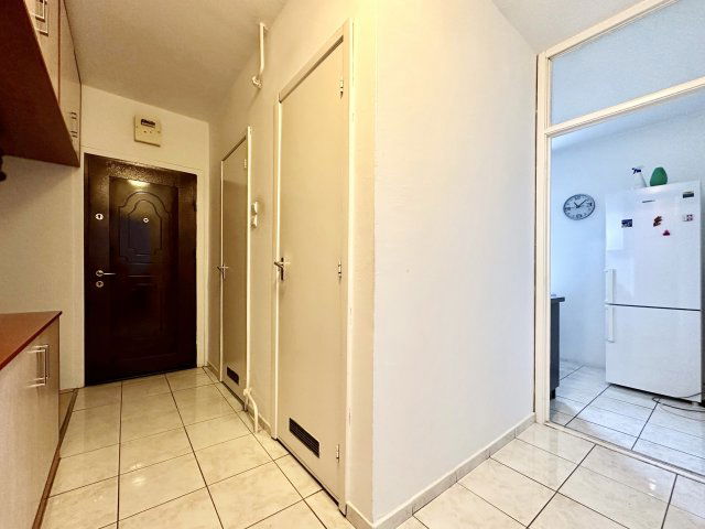 Eladó panellakás, Pécsett, Malomvölgyi úton 49.9 M Ft, 2 szobás