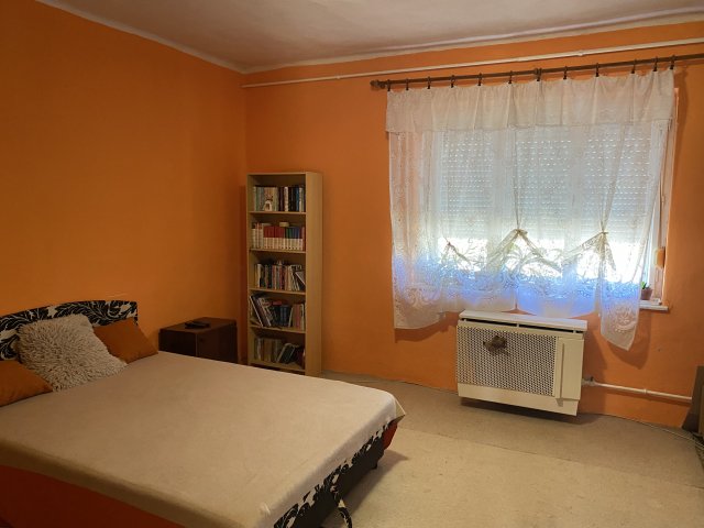 Eladó családi ház, Nyékládházán 23.5 M Ft, 2 szobás