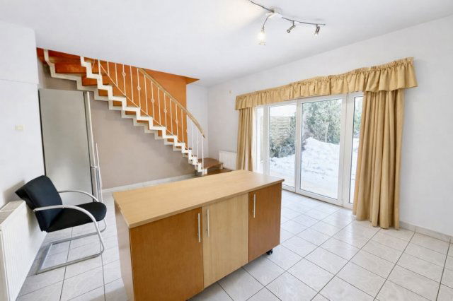 Eladó téglalakás, Budapesten, III. kerületben, Tímár utcában