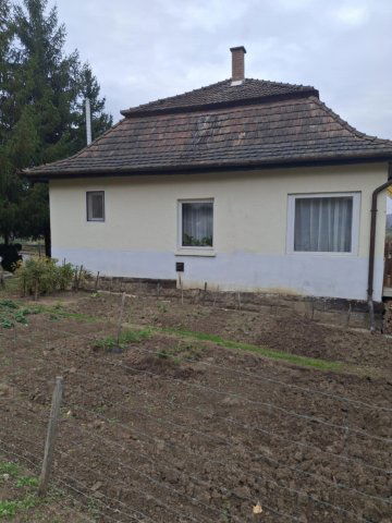 Eladó családi ház, Recsken 22 M Ft, 2 szobás