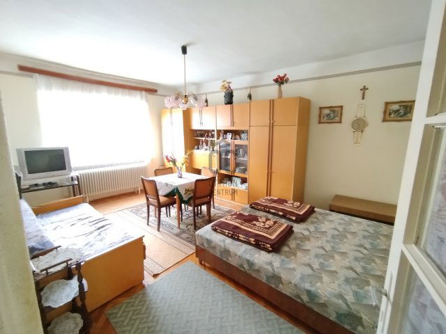 Eladó családi ház, Tiszavárkonyban 25 M Ft, 2 szobás