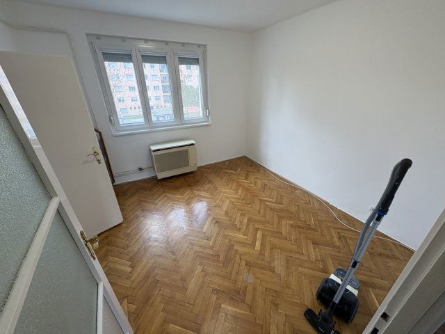 Kiadó téglalakás, albérlet, Nagykanizsán 120 E Ft / hó