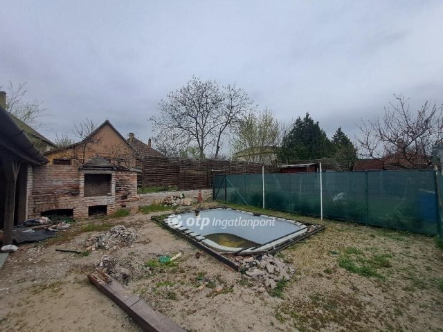 Eladó téglalakás, Budapesten, XXI. kerületben 74.9 M Ft