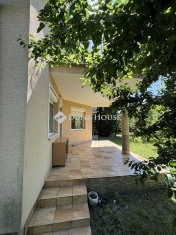 Eladó téglalakás, Budapesten, XVIII. kerületben 101 M Ft