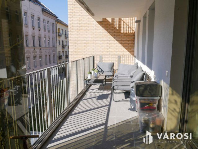 Kiadó téglalakás, albérlet, Budapesten, I. kerületben, 4 szobás