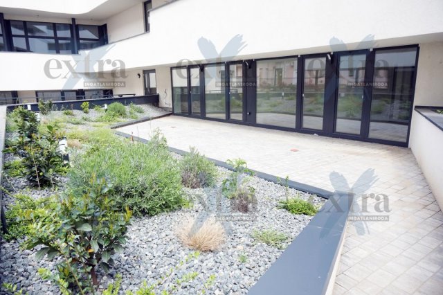 Kiadó téglalakás, albérlet, Szegeden 340 E Ft / hó, 4 szobás