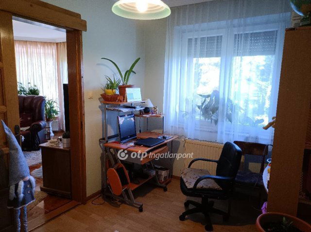 Eladó családi ház, Isaszegen 89.9 M Ft, 2+1 szobás